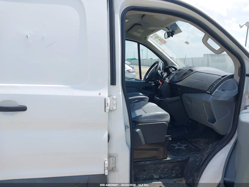 2016 FORD TRANSIT-250 auction photo 5