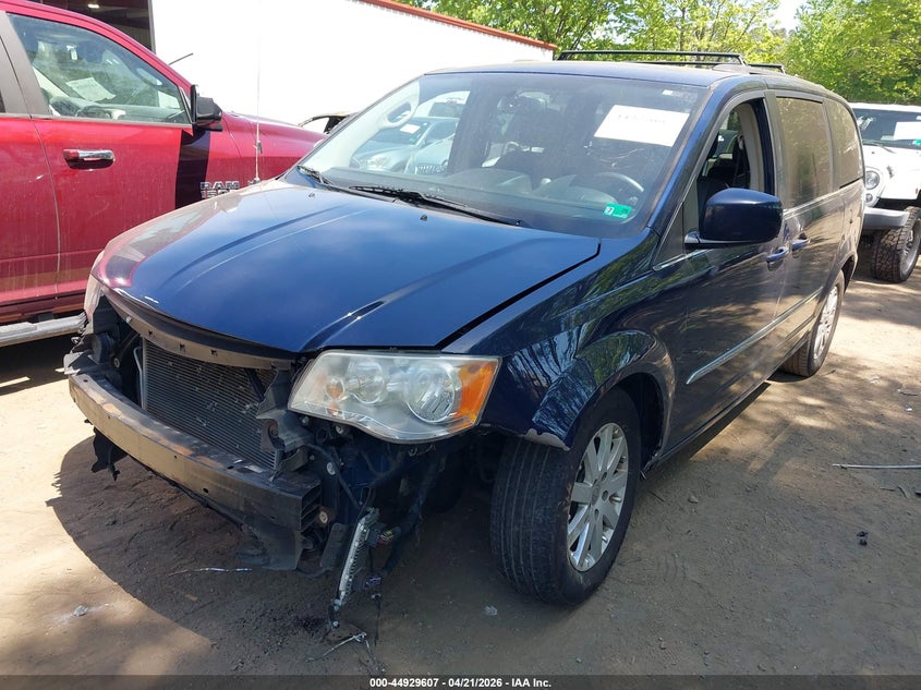 2014 Chrysler Town & Country Touring