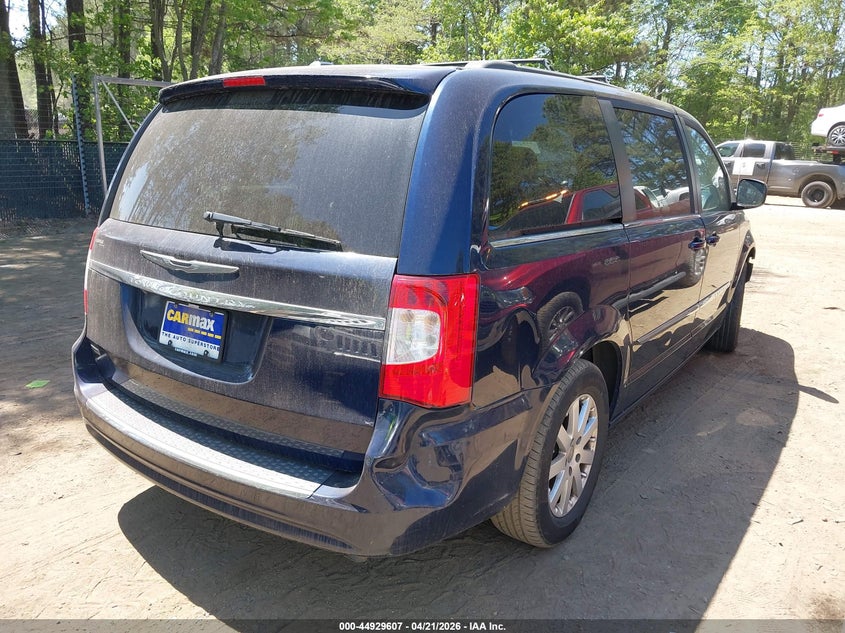 2014 Chrysler Town & Country Touring