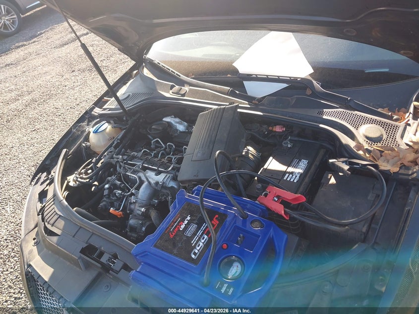 2011 Audi A3 2.0 Tdi Premium VIN: WAUKJAFM8BA033585 Lot: 44929641