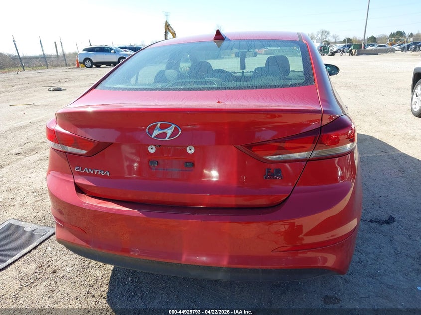 VIN 5NPD84LF9HH119746 2017 HYUNDAI ELANTRA SE