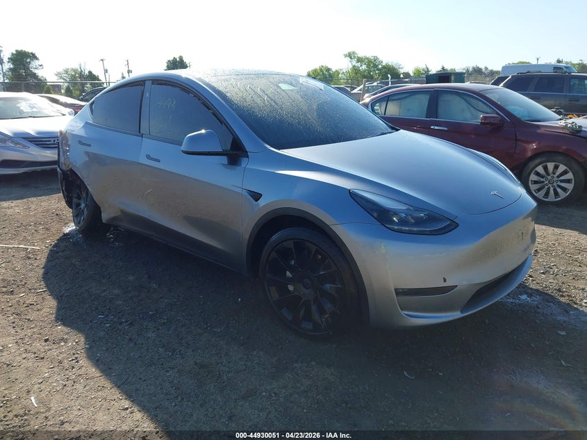 2024 Tesla Model Y Long Range Dual Motor All-Wheel Drive