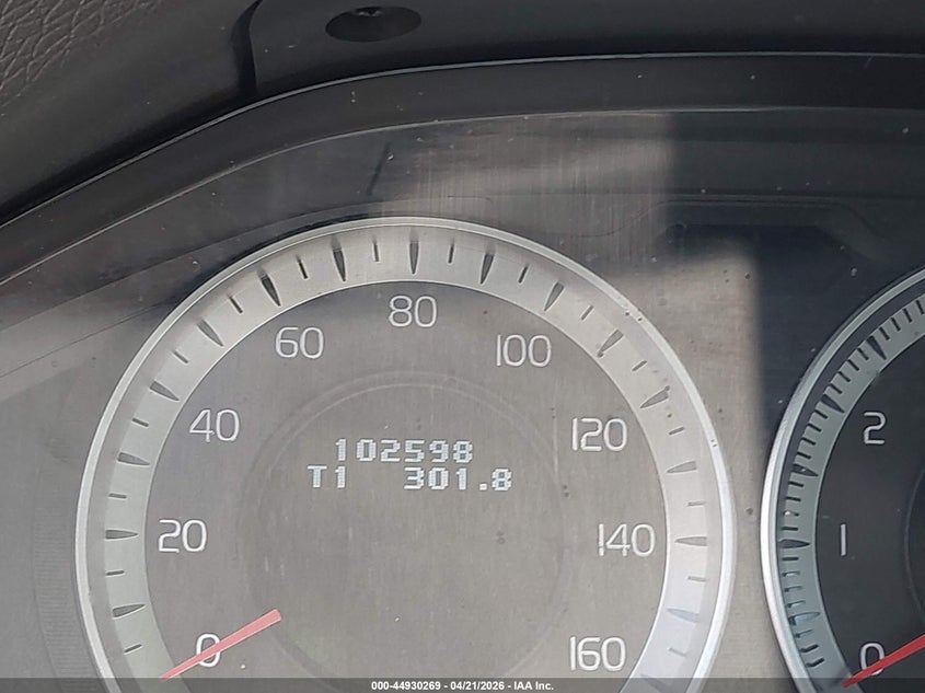 2013 Volvo S60 T5 VIN: YV1612FS8D2233592 Lot: 44930269