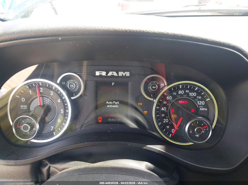 2025 RAM 1500 auction photo 7