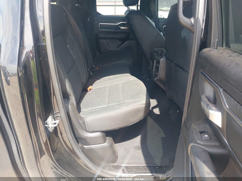 2025 RAM 1500 auction photo 8