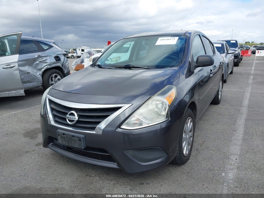 2015 Nissan Versa 1.6 S+