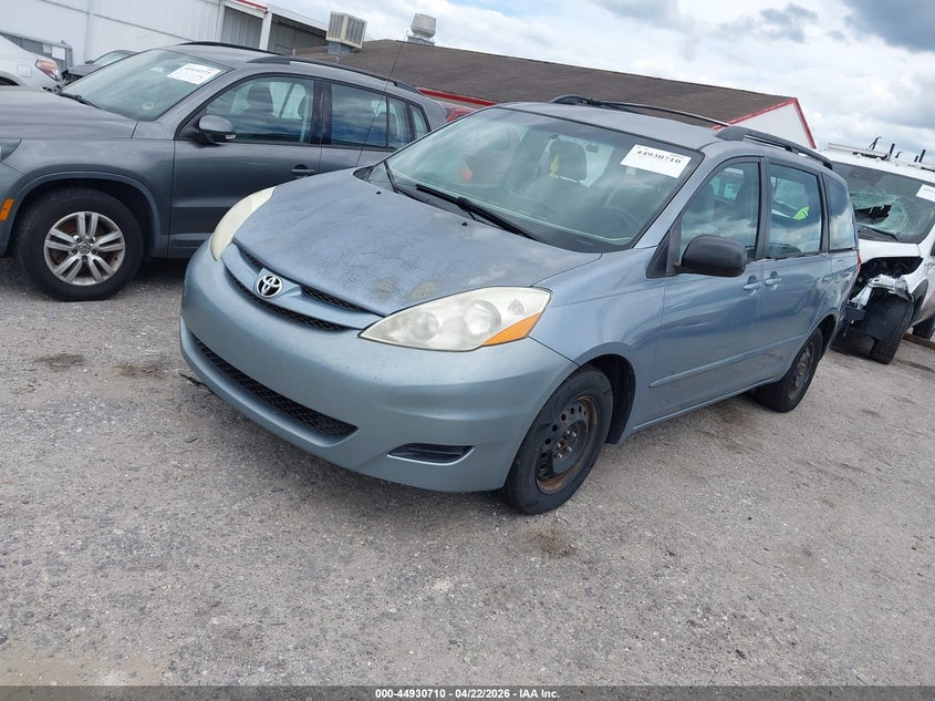 2009 Toyota Sienna Ce