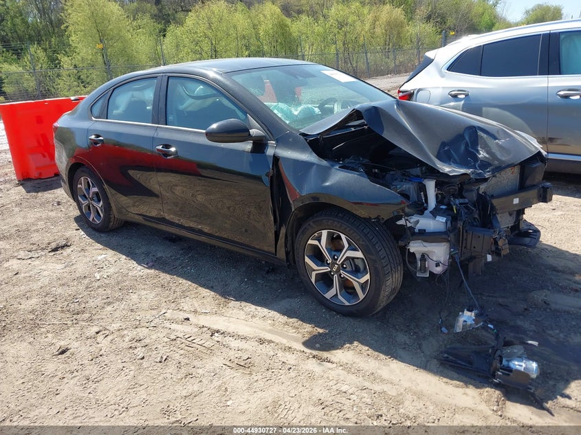 VIN 3KPF24AD7ME411924 2021 KIA FORTE LXS