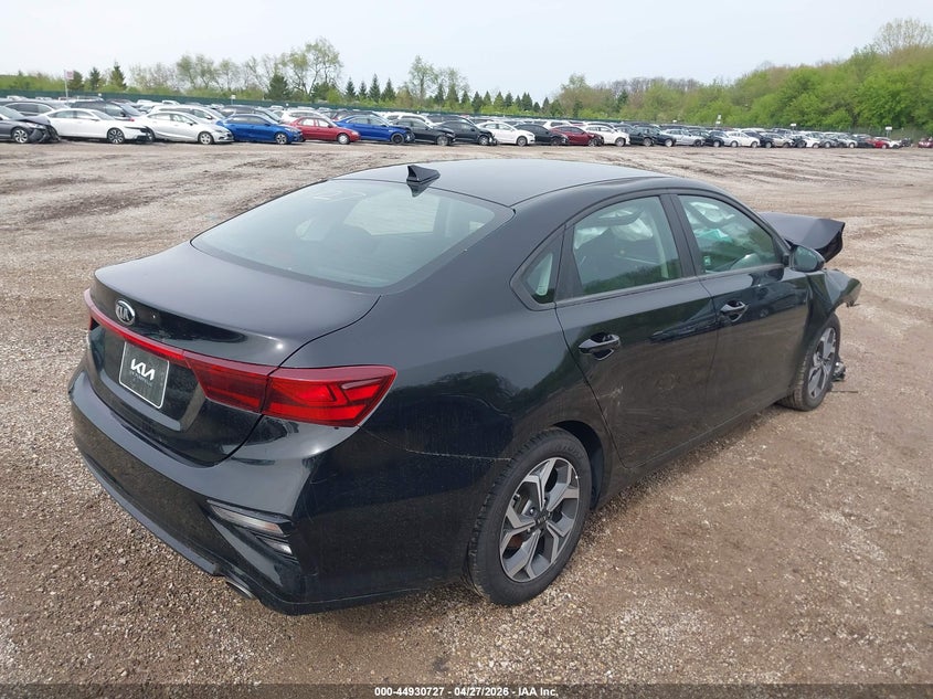 Vin: 3kpf24ad7me411924, lot: 45428116, kia forte lxs 20214