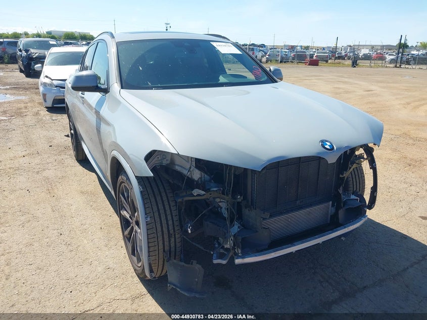 2022 BMW X4 xDrive30I