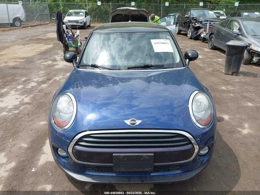 2016 Mini Hardtop Cooper VIN: WMWXP5C53G2D14772 Lot: 44930863