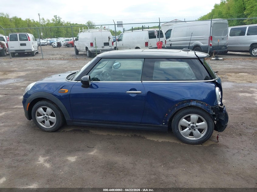 2016 Mini Hardtop Cooper VIN: WMWXP5C53G2D14772 Lot: 44930863