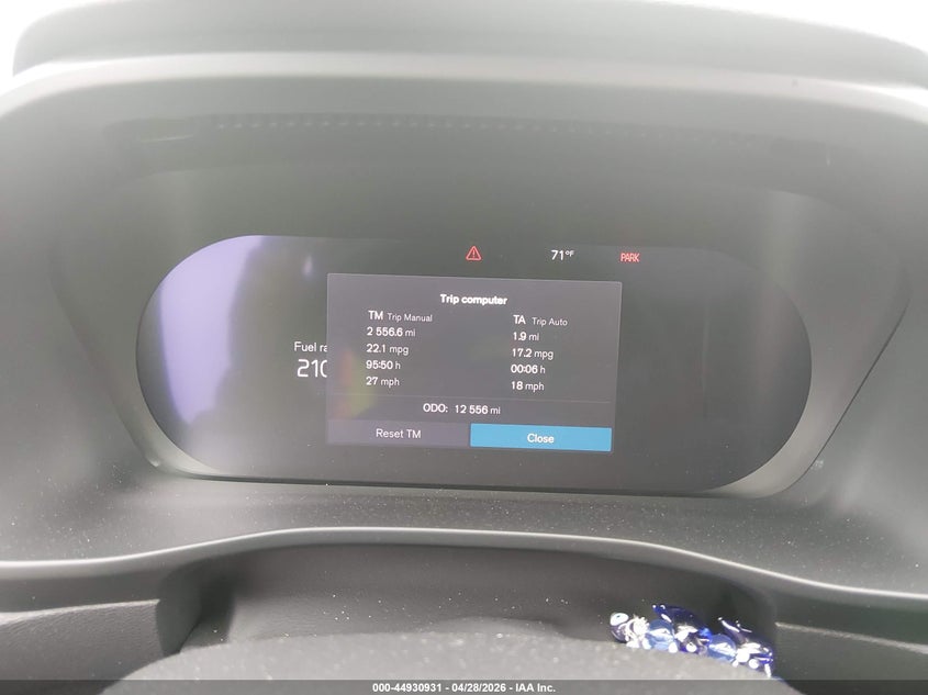 2024 Volvo Xc40 B5 Core Dark Theme VIN: YV4L12UK1R2311095 Lot: 44930931