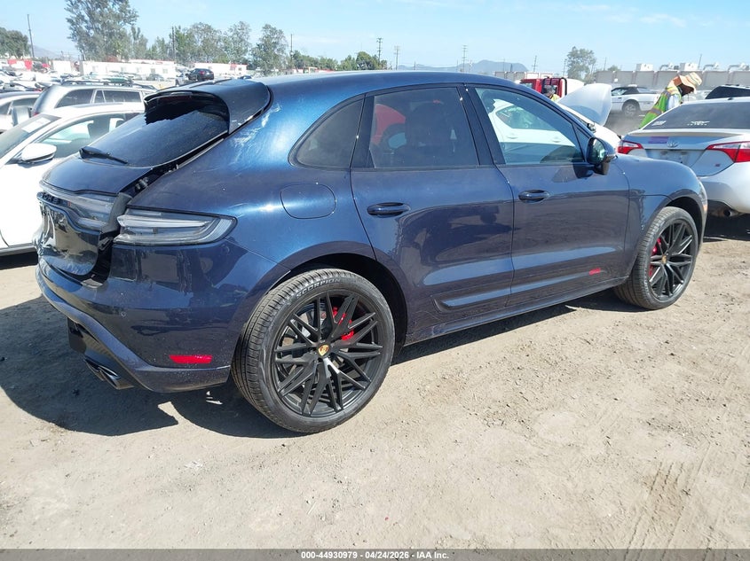 2022 PORSCHE MACAN auction photo 4