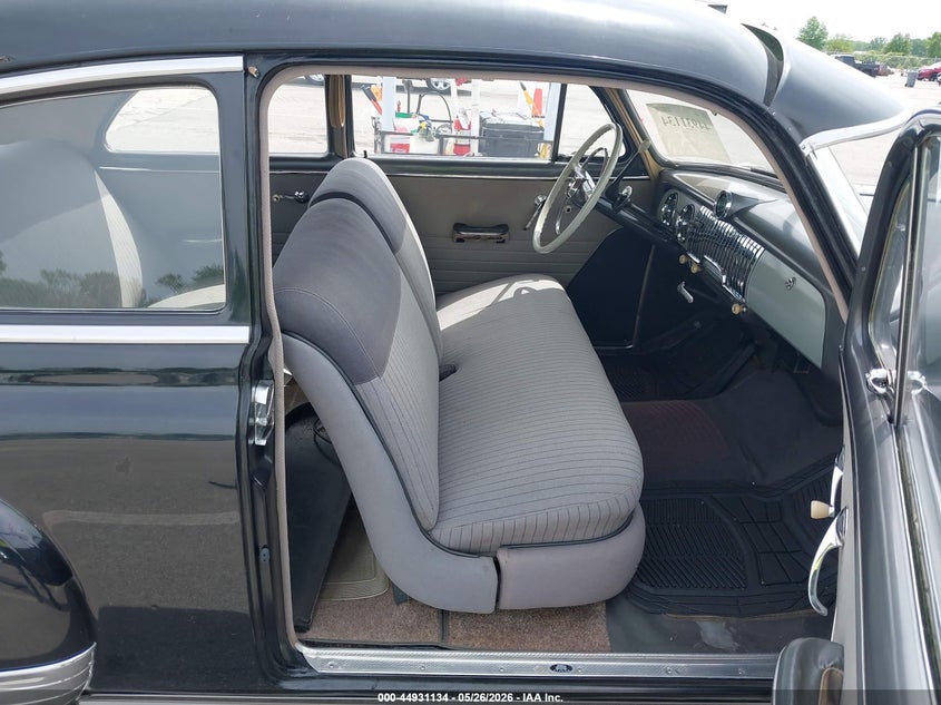 1951 CHEVROLET 2 DR SEDAN auction photo 5