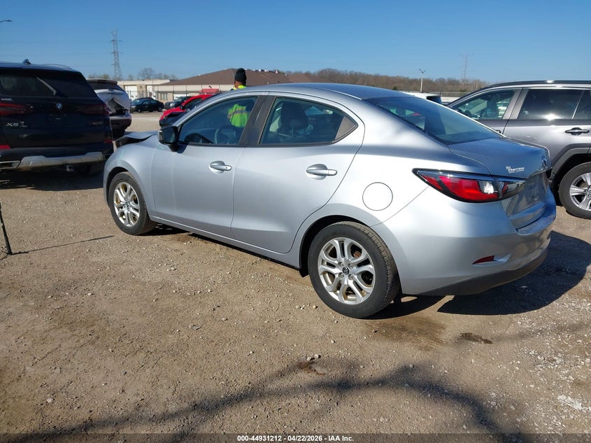 2017 Toyota Yaris Ia