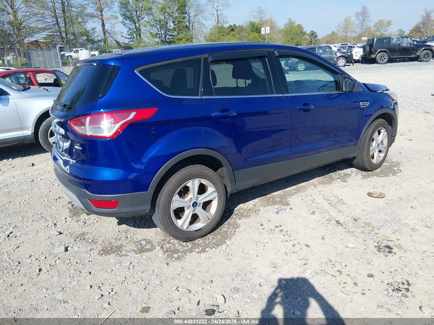 Vin: 1fmcu9gxxguc87242, lot: 45428611, ford escape se 20164