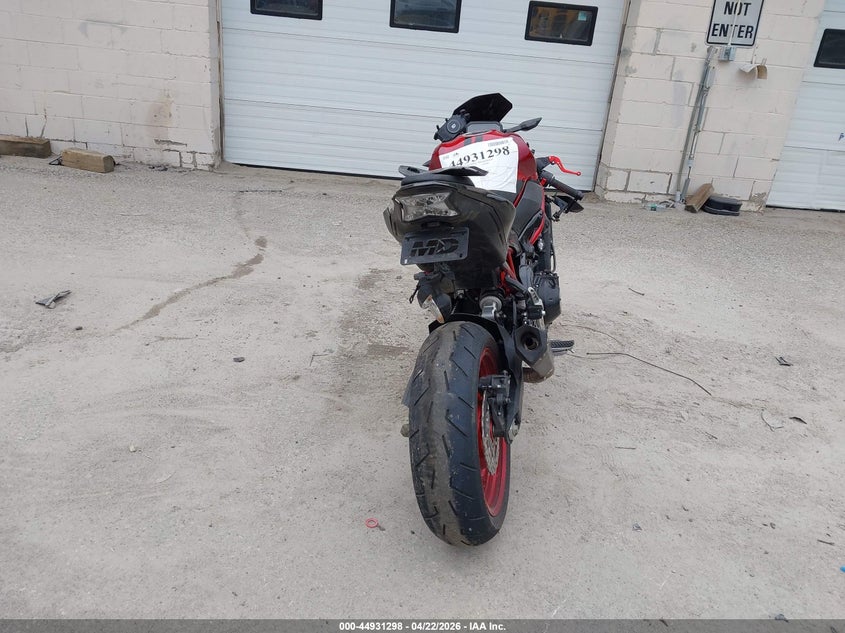 2024 Kawasaki Zr900 F VIN: ML5ZRDF18RDA71714 Lot: 44931298