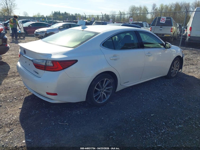 Vin: jthbw1gg3g2105581, lot: 45429144, lexus es 300h 20164
