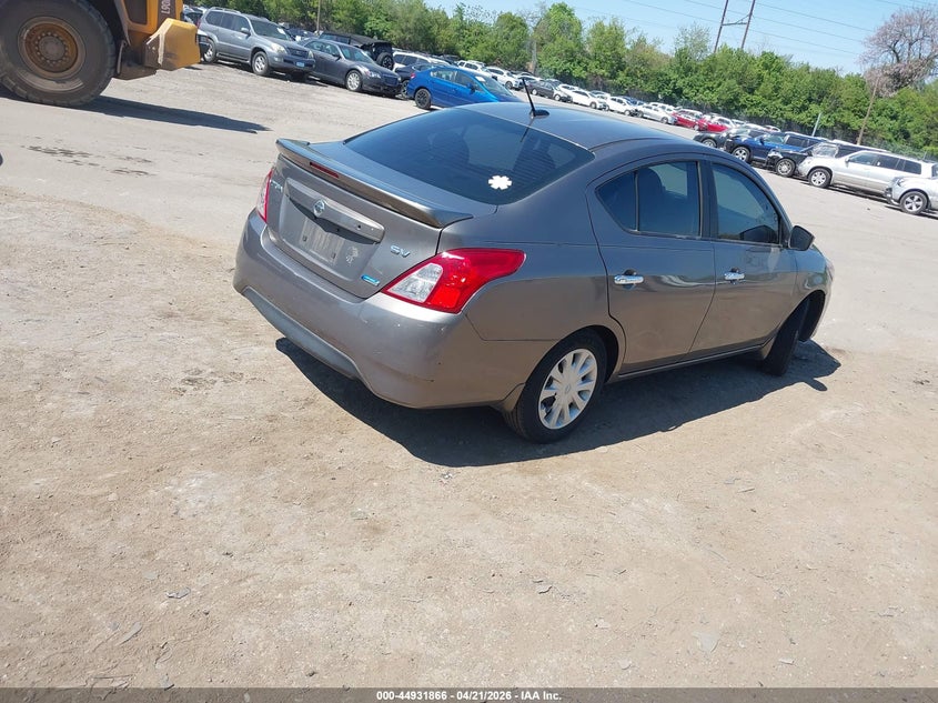 2015 Nissan Versa 1.6 Sv