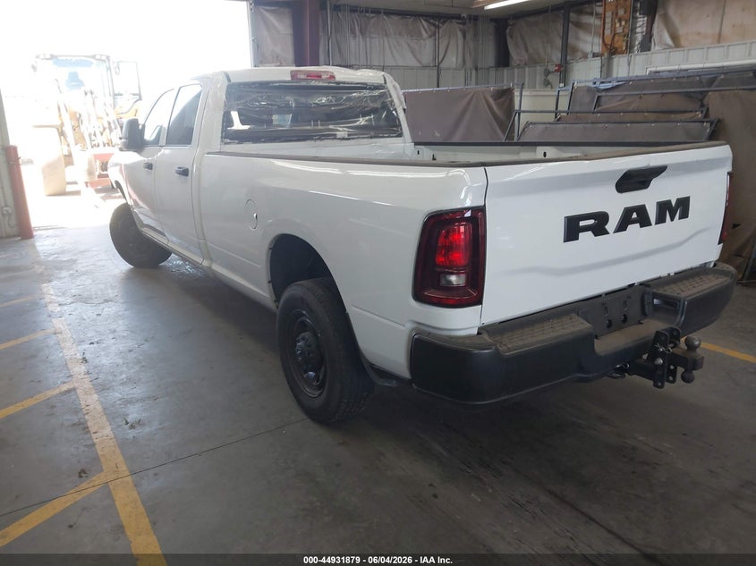 Vin: 3c6ur4hjxtg178226, lot: 45429268, ram 2500 tradesman  4x2 8' box 20263