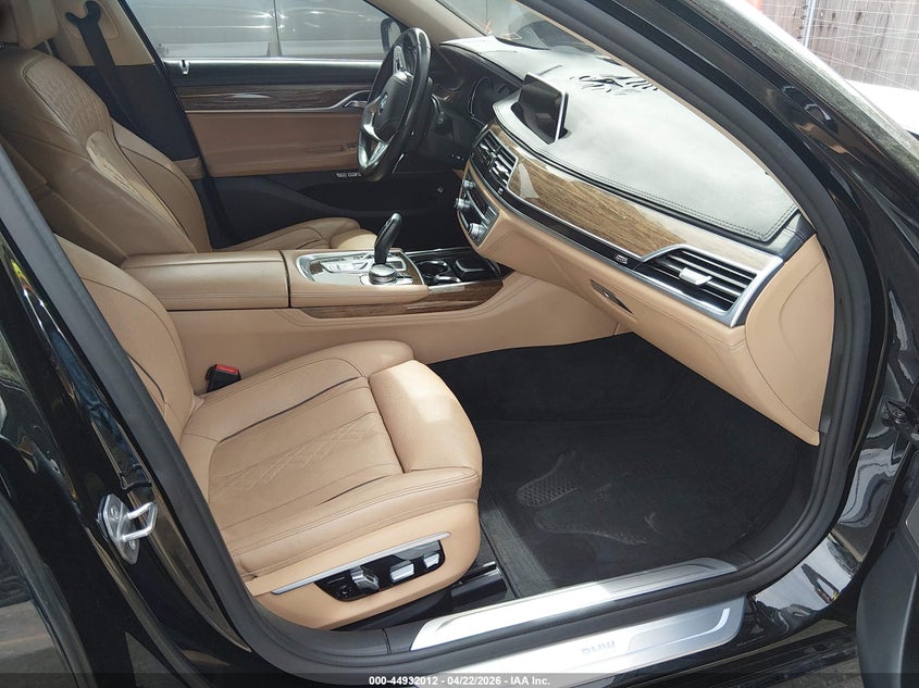 2019 BMW 740I xDrive