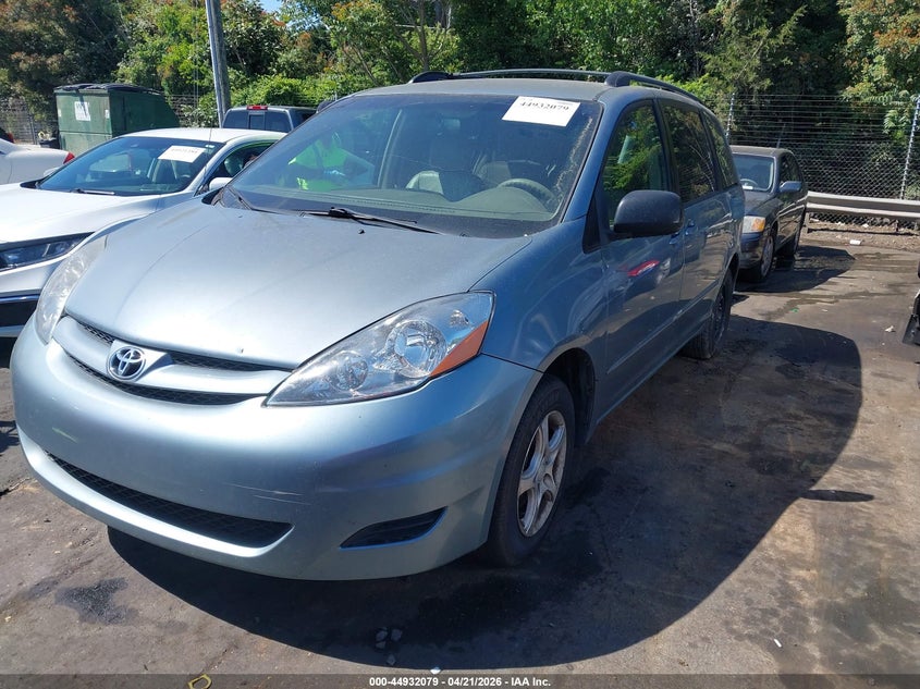 2006 Toyota Sienna Le