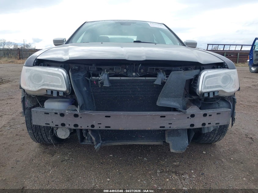 2013 Chrysler 300C Awd VIN: 2C3CCAKT6DH599557 Lot: 44932346