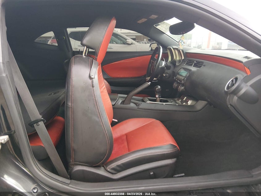 2010 CHEVROLET CAMARO auction photo 5