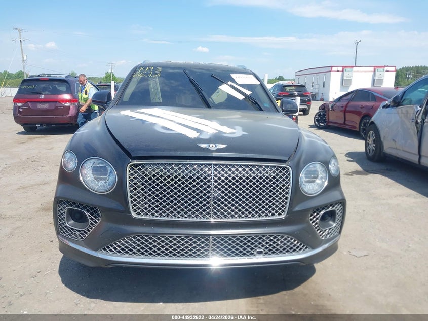 2021 Bentley Bentayga V8 VIN: SJAAM2ZV9MC033751 Lot: 44932622