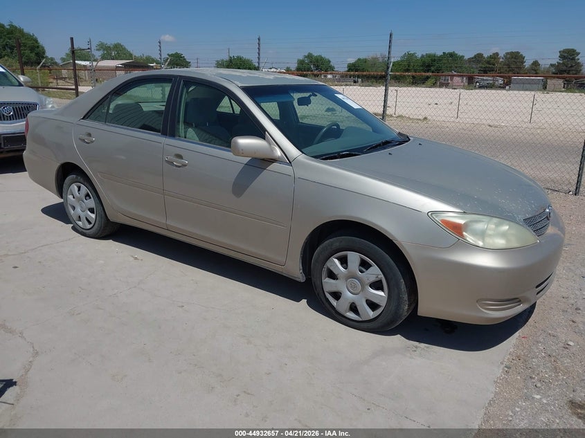 2004 Toyota Camry Le