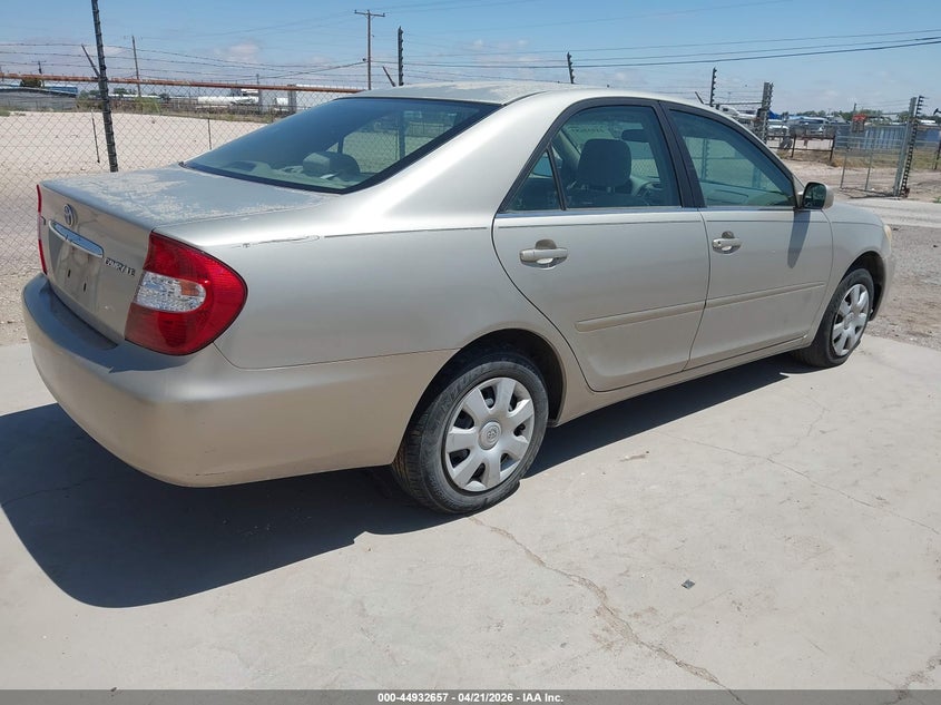 2004 Toyota Camry Le