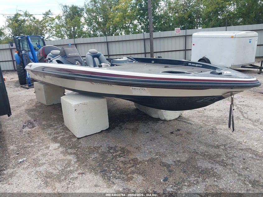 2012 RANGER 21' auction photo 1