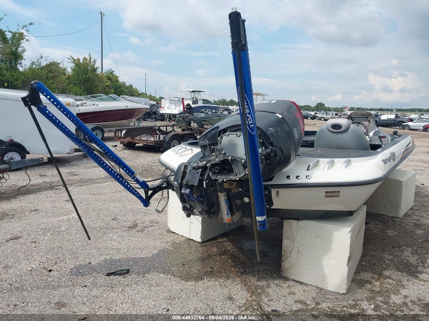 2012 RANGER 21' auction photo 4