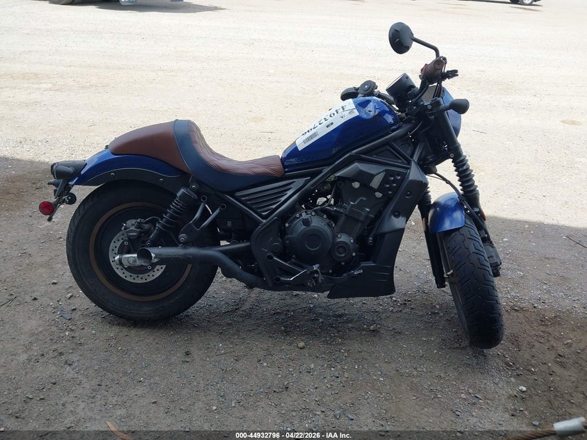 2025 Honda Cmx500 A2 VIN: MLHPC5616S5800825 Lot: 44932796