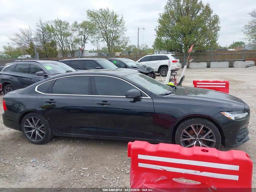 2018 Volvo S90 T5 Momentum VIN: LVY102MK7JP056076 Lot: 44932818