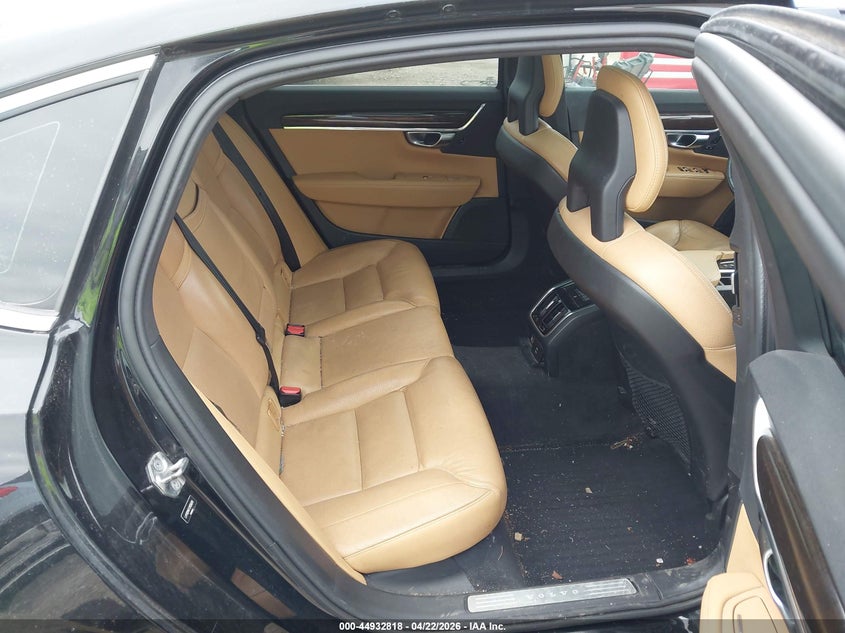 2018 Volvo S90 T5 Momentum VIN: LVY102MK7JP056076 Lot: 44932818