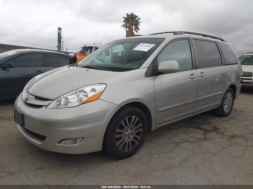 2010 Toyota Sienna Limited