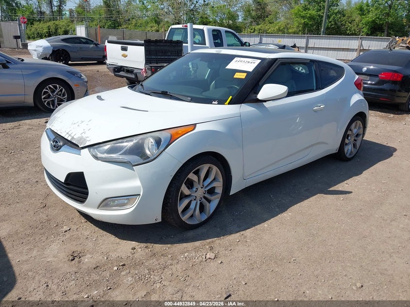 2013 Hyundai Veloster Base W/Gray