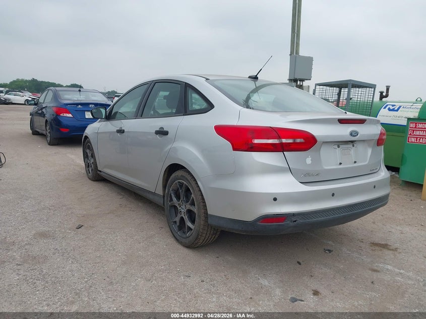 2016 Ford Focus S