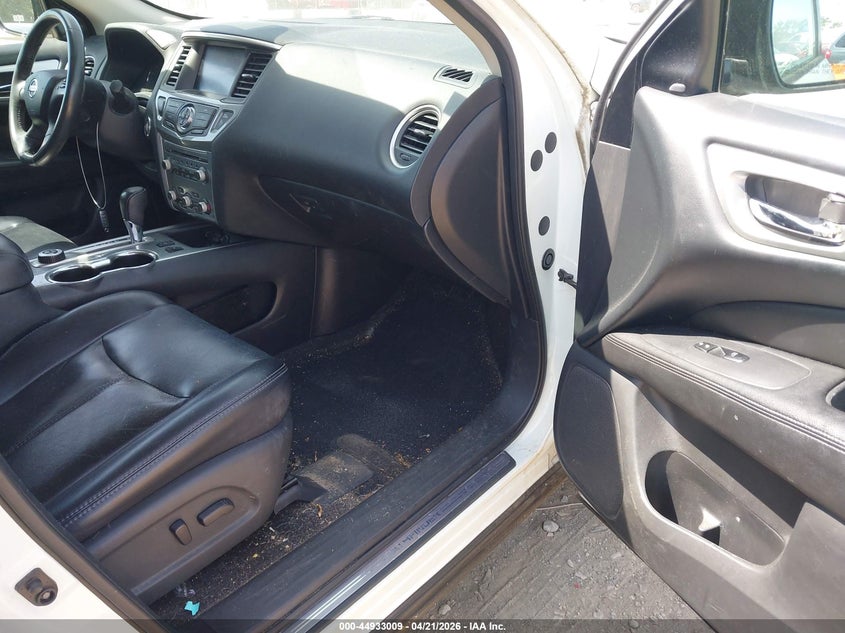 2017 Nissan Pathfinder Sl