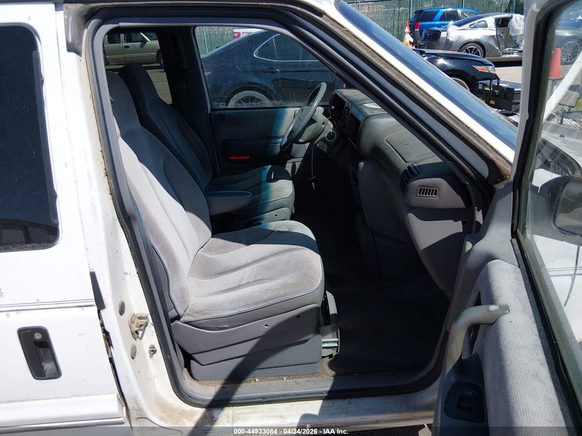 1995 Dodge Grand Caravan Se
