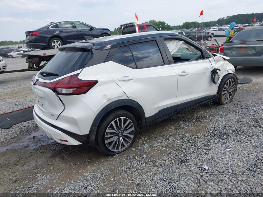 VIN 3N1CP5CV6ML470686 2021 NISSAN KICKS SV XTRONIC CVT