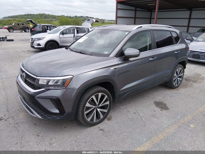 2022 VOLKSWAGEN TAOS auction photo 2