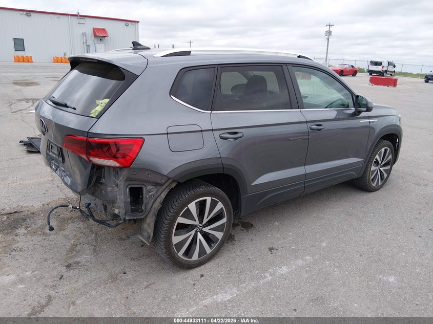 2022 VOLKSWAGEN TAOS auction photo 4
