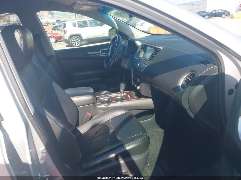 2014 Nissan Pathfinder Platinum