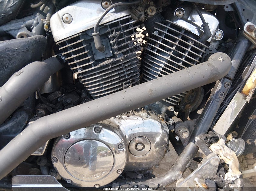 2000 Honda Vt1100 C2 VIN: 1HFSC4301YA001530 Lot: 44933165