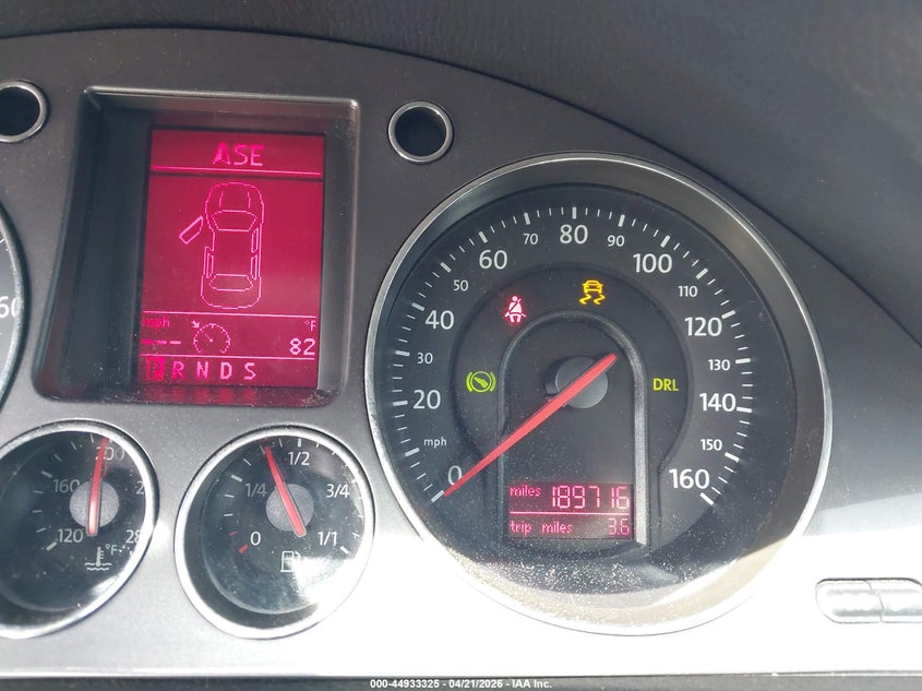 2008 Volkswagen Passat Turbo VIN: WVWJK73C98E180168 Lot: 44933325