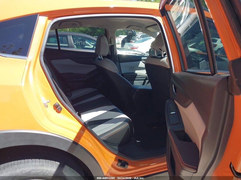 2018 SUBARU CROSSTREK auction photo 8