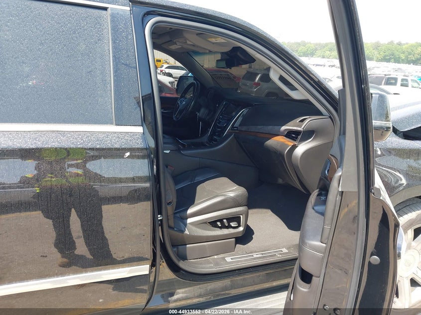 CADILLAC ESCALADE - zdjęcie 5